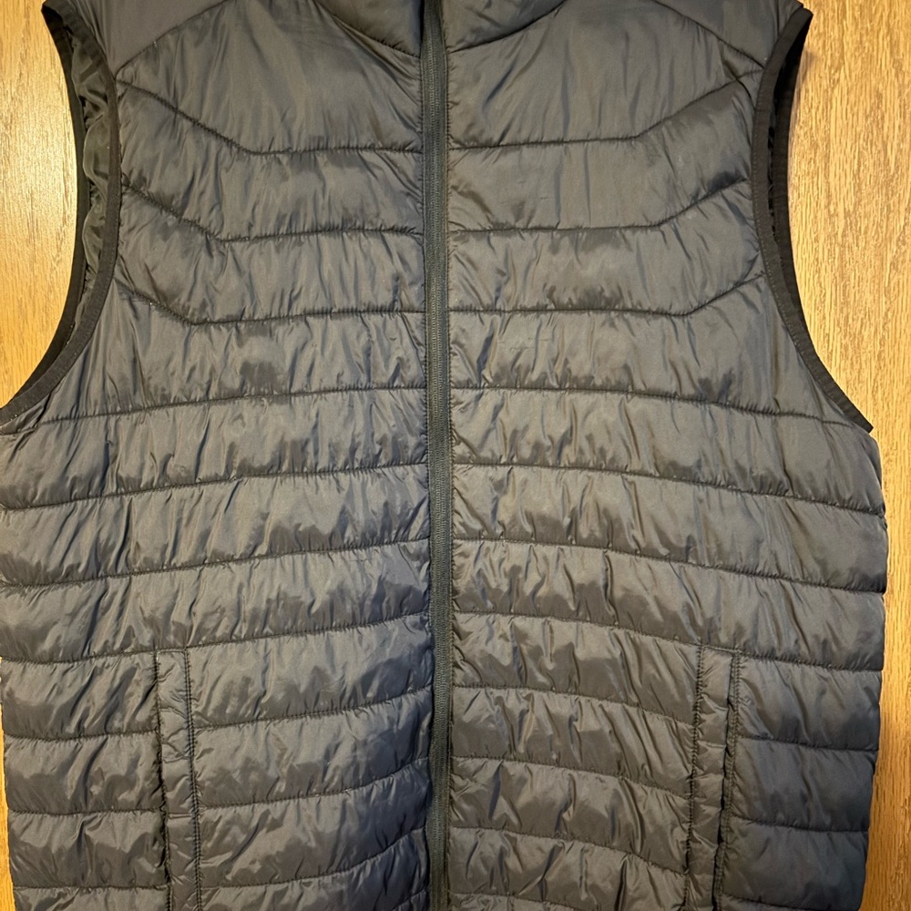 Men's Black Quilted Vest